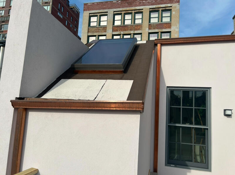 West Village Townhouse thumbnail 3